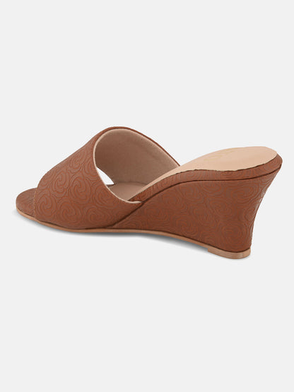 Rose Delight wedge